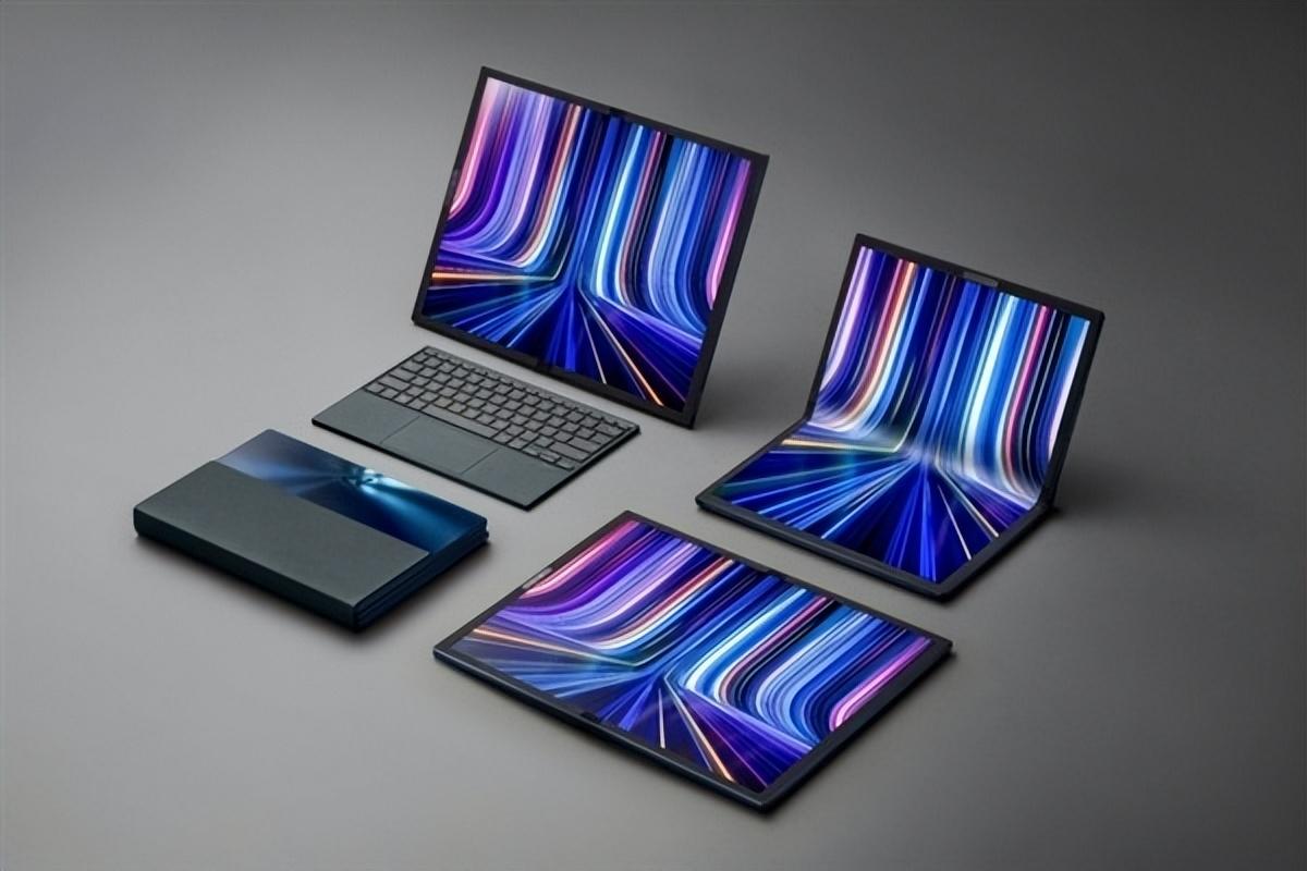 全球首款折叠笔记本来了！华硕Zenbook 17 Fold确认于月底发布